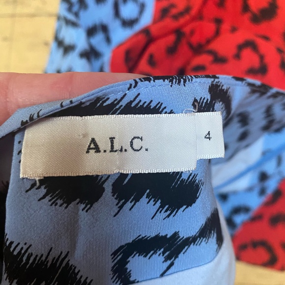 A.L.C. Gellar  skirt. Size 4. Ruffle. Animal print . Silk. - Picture 3 of 3